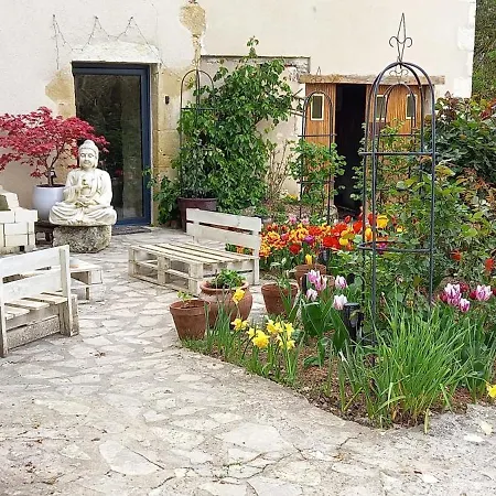 La Pinsanne Bed & Breakfast 3*